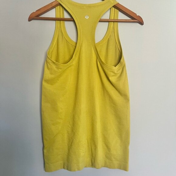 Lululemon Swiftly Tech Racerback 2.0 Yellow Pear Size 6 - Picture 2 of 3